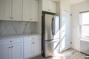 31 Spring Valley Ave Whole House, Paramus, NJ 07652 - Photo 10