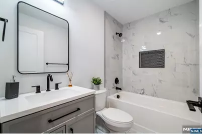 25 Brookside Avenue, Irvington, NJ 07111 - Photo 16