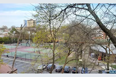 758 Charles Court, Fort Lee, NJ 07024 - Photo 24