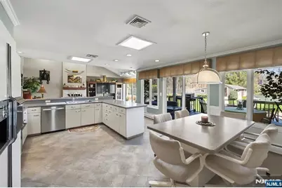 47 Broadway, Woodcliff Lake, NJ 07677 - Photo 20