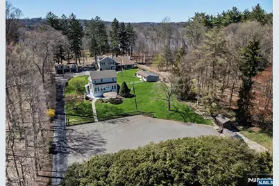 47 Broadway, Woodcliff Lake, NJ 07677 - Photo 12