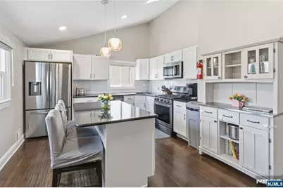 345 Saddle River Road, Saddle Brook Township, NJ 07663 - Photo 6