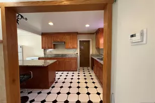 88 Main St, Little Ferry, NJ 07643 - Photo 10