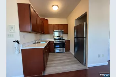 214 Hamilton Avenue 2 #2, Paterson, NJ 07501 - Photo 8