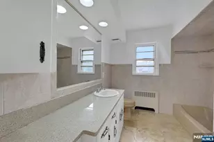 264 Lincoln Pl, Garfield, NJ 07026 - Photo 12