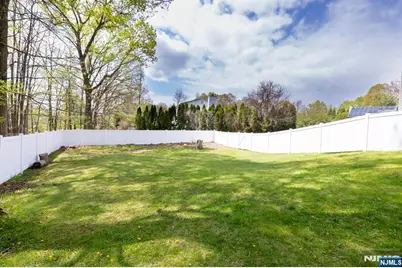 72 Orben Drive, Roxbury Township, NJ 07850 - Photo 30