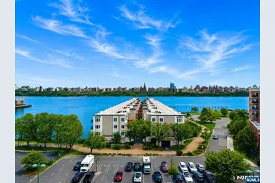 324 The Promenade, Edgewater, NJ 07020 - Photo 8