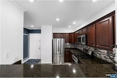 324 The Promenade, Edgewater, NJ 07020 - Photo 46