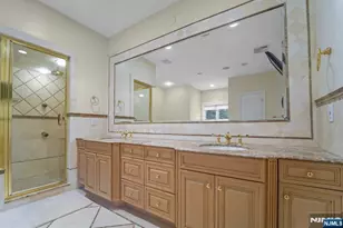1 Euclid Rd, Fort Lee, NJ 07024 - Photo 26