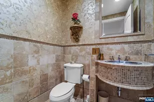 1 Euclid Rd, Fort Lee, NJ 07024 - Photo 22