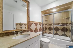 1 Euclid Rd, Fort Lee, NJ 07024 - Photo 42