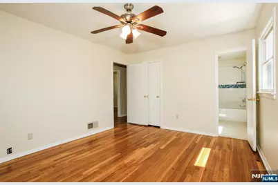 126 Morningside Road, Paramus, NJ 07652 - Photo 8