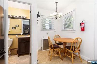 87 W Forest Avenue, Teaneck Township, NJ 07666 - Photo 10