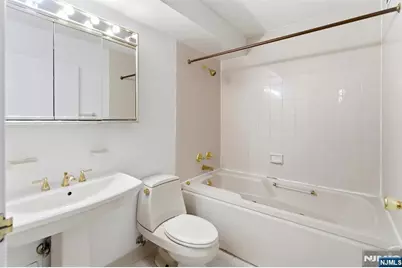 316 Prospect Avenue 3C #3C, Hackensack, NJ 07601 - Photo 14