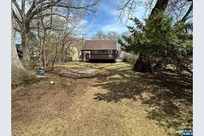 24 Willow Street, Bergenfield, NJ 07621 - Photo 4