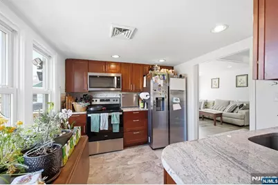 1 Pocahontas Street, Morristown, NJ 07960 - Photo 8