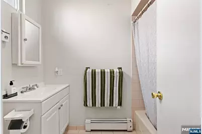 632 Chase Avenue 1 #1, Lyndhurst Township, NJ 07071 - Photo 16