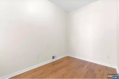 435 17th Street, Newark, NJ 07103 - Photo 10