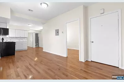 435 17th Street, Newark, NJ 07103 - Photo 22