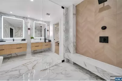 801 Godwin Road, Paramus, NJ 07652 - Photo 36