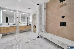 801 Godwin Rd, Paramus, NJ 07652 - Photo 36