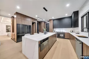 801 Godwin Rd, Paramus, NJ 07652 - Photo 26