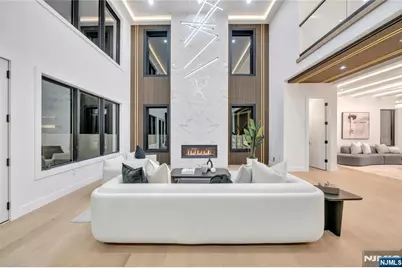 801 Godwin Road, Paramus, NJ 07652 - Photo 4