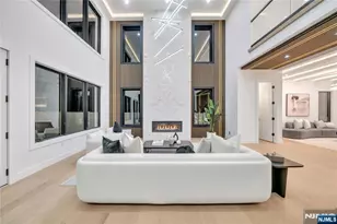 801 Godwin Rd, Paramus, NJ 07652 - Photo 4