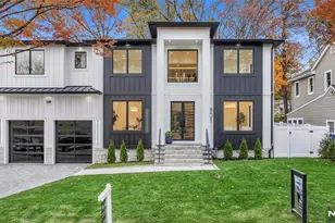 801 Godwin Rd, Paramus, NJ 07652 - Photo 2