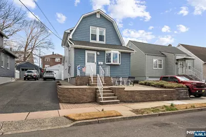 520 Prospect Place, Lyndhurst Township, NJ 07071 - Photo 2