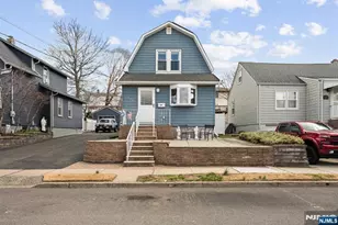 520 Prospect Pl, Lyndhurst Township, NJ 07071 - Photo 1