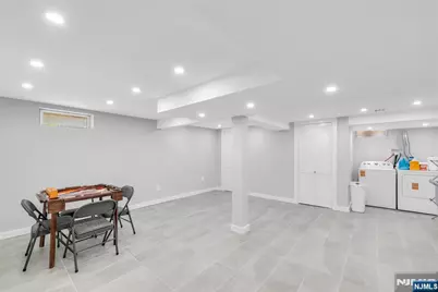 136 E Clinton Avenue, Bergenfield, NJ 07621 - Photo 26