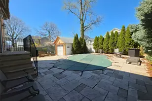 75 Levitt Ave, Bergenfield, NJ 07621 - Photo 16