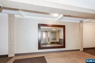 326 N Bridge Plaza 1G, Fort Lee, NJ 07024 - Photo 4