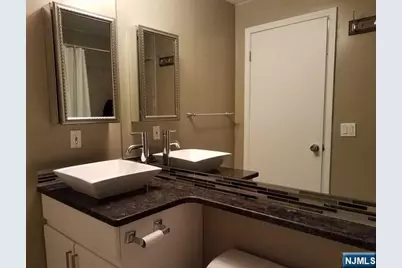 603 Ellery Court 603 #603, Edgewater, NJ 07020 - Photo 10