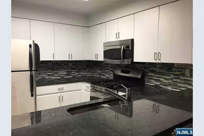 603 Ellery Court 603 #603, Edgewater, NJ 07020 - Photo 8