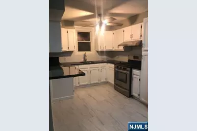 150 68th Street 2 #2, Guttenberg, NJ 07093 - Photo 4