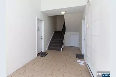 30 Mountain Avenue 11 #11, Paterson, NJ 07501 - Photo 4