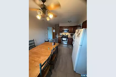 106 Rochelle Parkway 2 #2, Saddle Brook Township, NJ 07663 - Photo 8