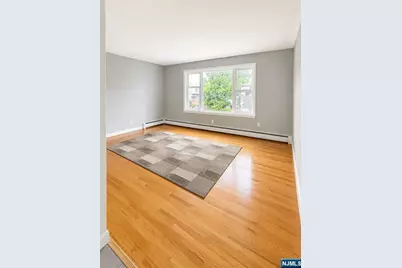 106 Rochelle Parkway 2 #2, Saddle Brook Township, NJ 07663 - Photo 18