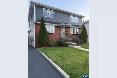 106 Rochelle Parkway 2 #2, Saddle Brook Township, NJ 07663 - Photo 24