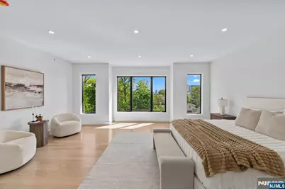 61 Edgewater Road, Cliffside Park, NJ 07010 - Photo 30
