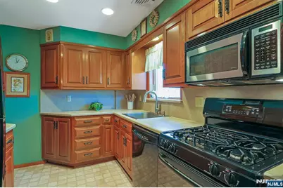 149 Park Drive, New Milford, NJ 07646 - Photo 16