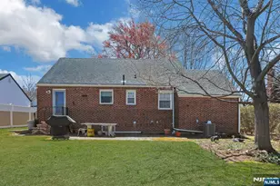 149 Park Dr, New Milford, NJ 07646 - Photo 42