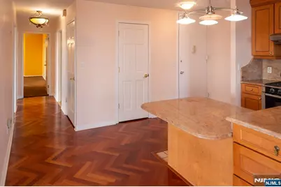 555 North Avenue 20F #20F, Fort Lee, NJ 07024 - Photo 1