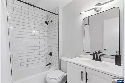 200 Paterson Avenue 1A #1A, East Rutherford, NJ 07073 - Photo 20