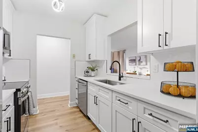 200 Paterson Avenue 1A #1A, East Rutherford, NJ 07073 - Photo 18