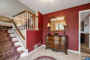 485 Eisenhower Ct, Wyckoff Township, NJ 07481 - Photo 2