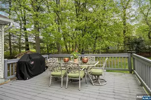 485 Eisenhower Ct, Wyckoff Township, NJ 07481 - Photo 28