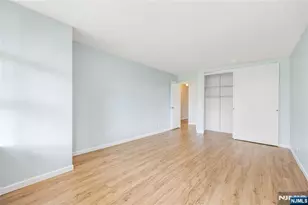 6050 Kennedy Blvd 2E, West New York, NJ 07093 - Photo 18